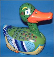 TOYSTin Toy Duck Prop